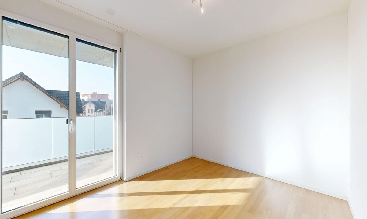 Moderne 3.5-Zi.-Wohnung mit grossem Balkon und Option auf 2. Parkplatz - 6