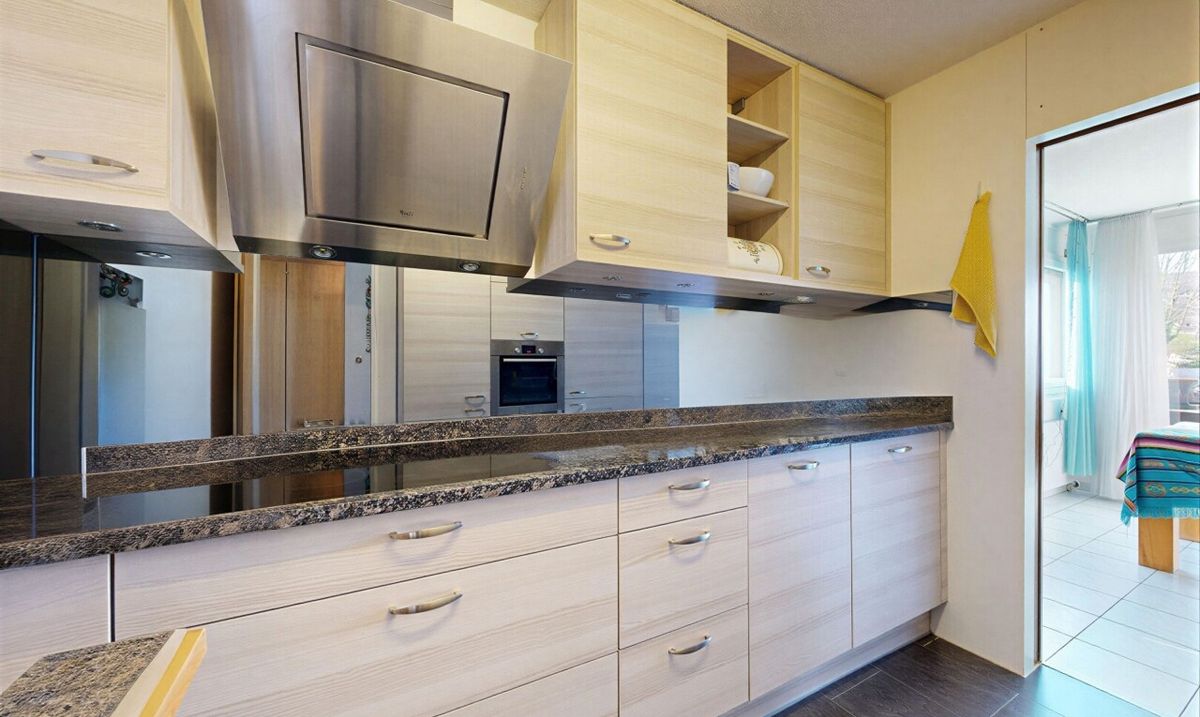 Stilvolle 4.5-Zimmer Wohnung mit Balkon in Nidau - 6