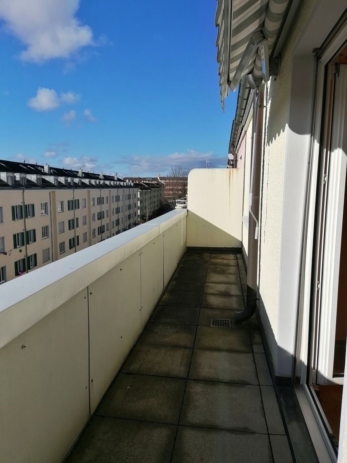 Charmante 2.5-Zimmerwohnung mit grossem Balkon! - 7