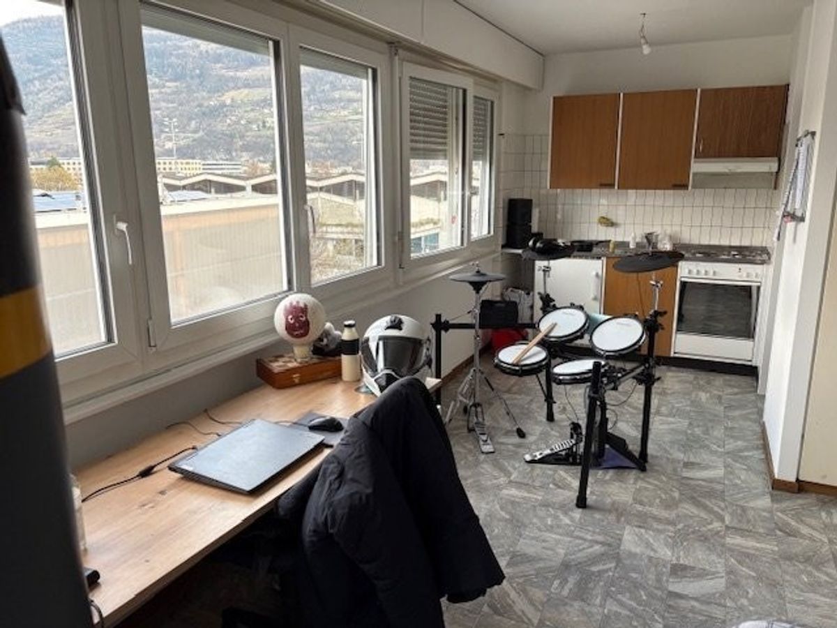 À saisir ! Charmant studio avec vue imprenable à Sion ! - 3