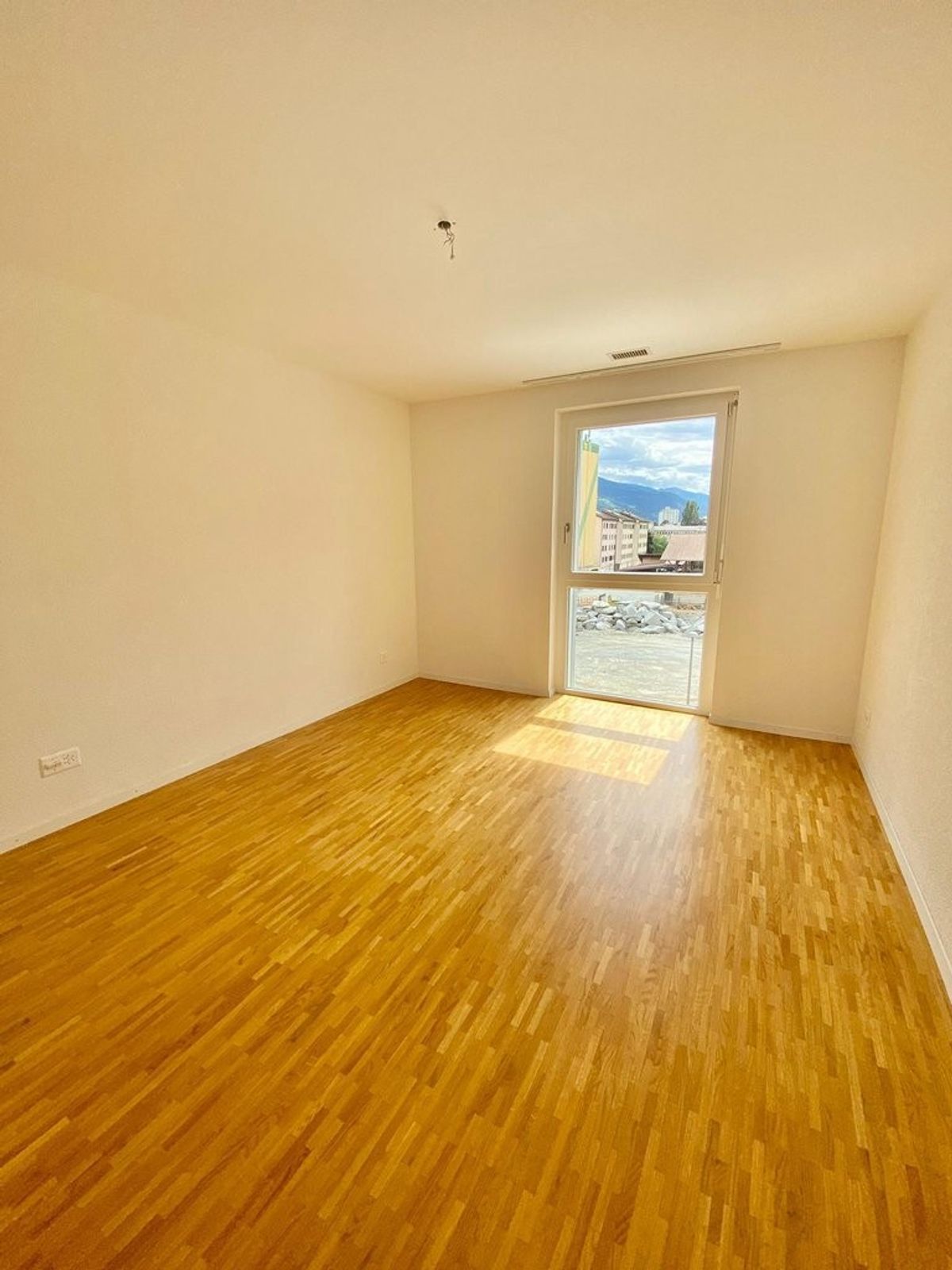 A saisir ! Superbe appartement proche du centre-ville de Sierre ! - 7