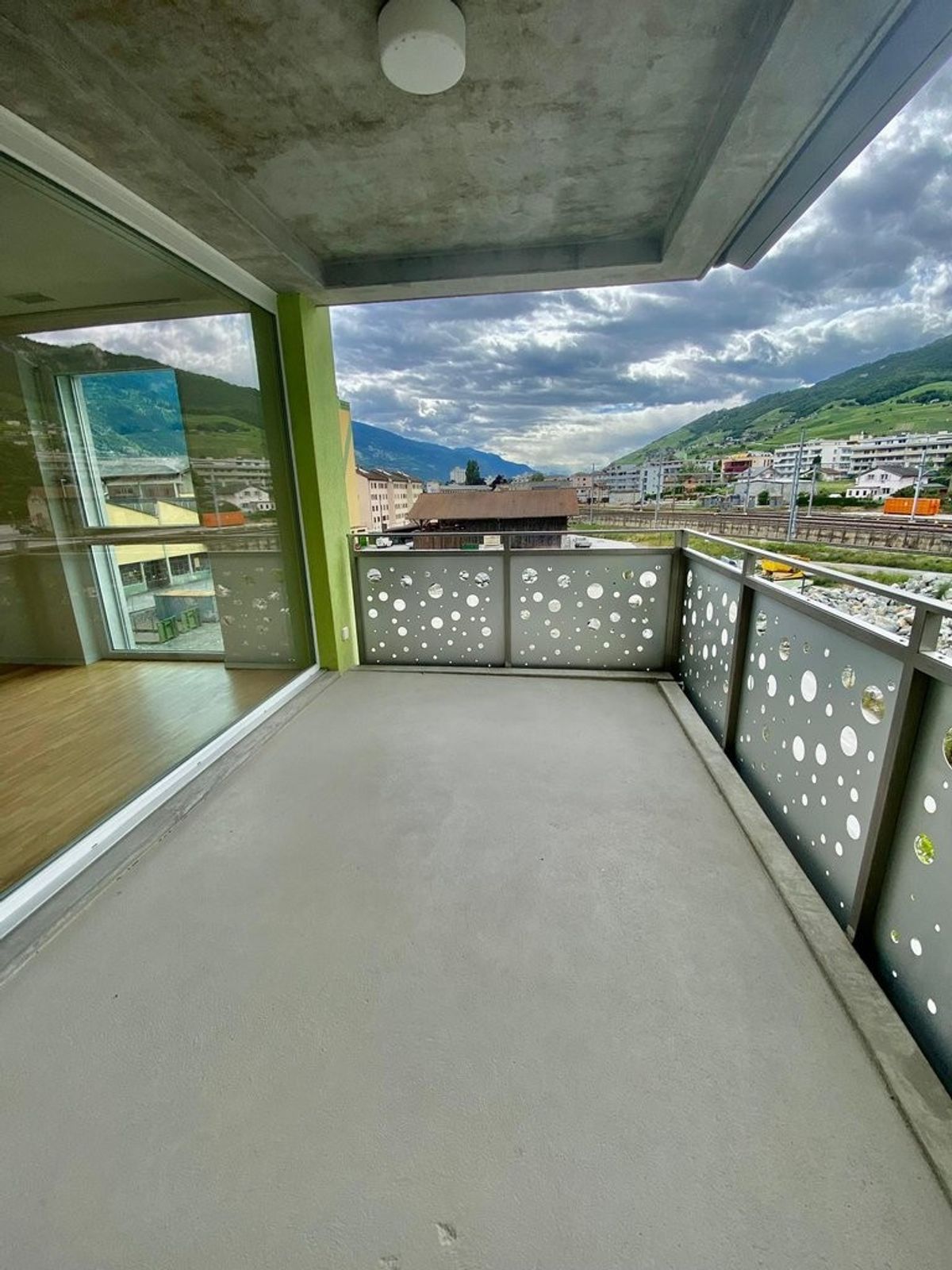A saisir ! Superbe appartement proche du centre-ville de Sierre ! - 10