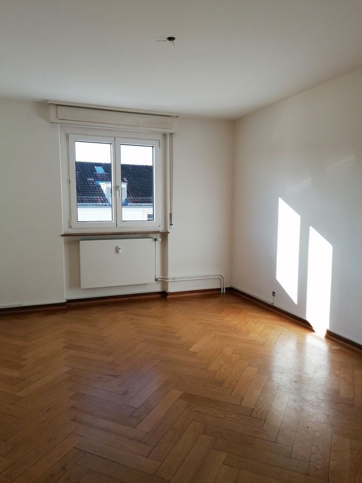 Charmante 2.5-Zimmerwohnung mit grossem Balkon! - 5
