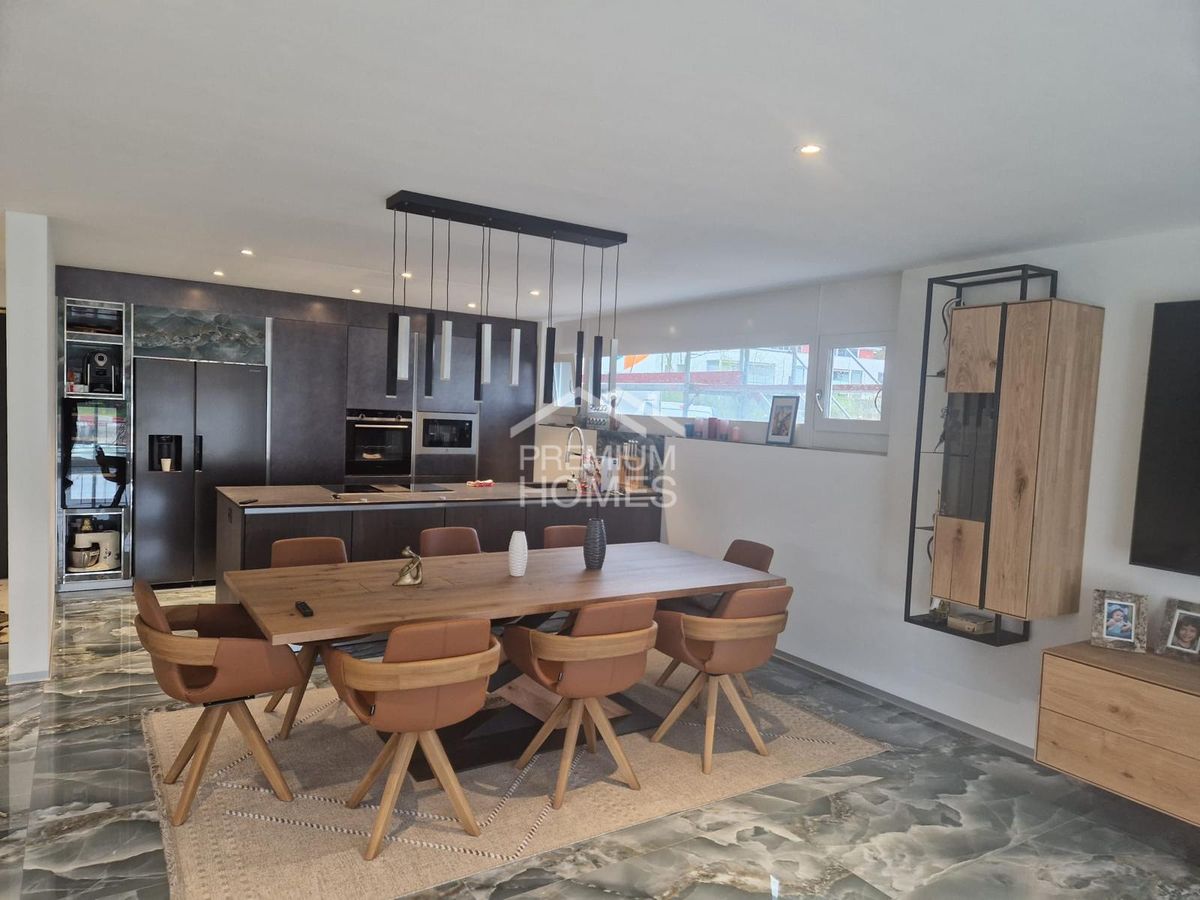 Premium Wohnen mit Pool, Galerie und Sonnenterrasse - 3