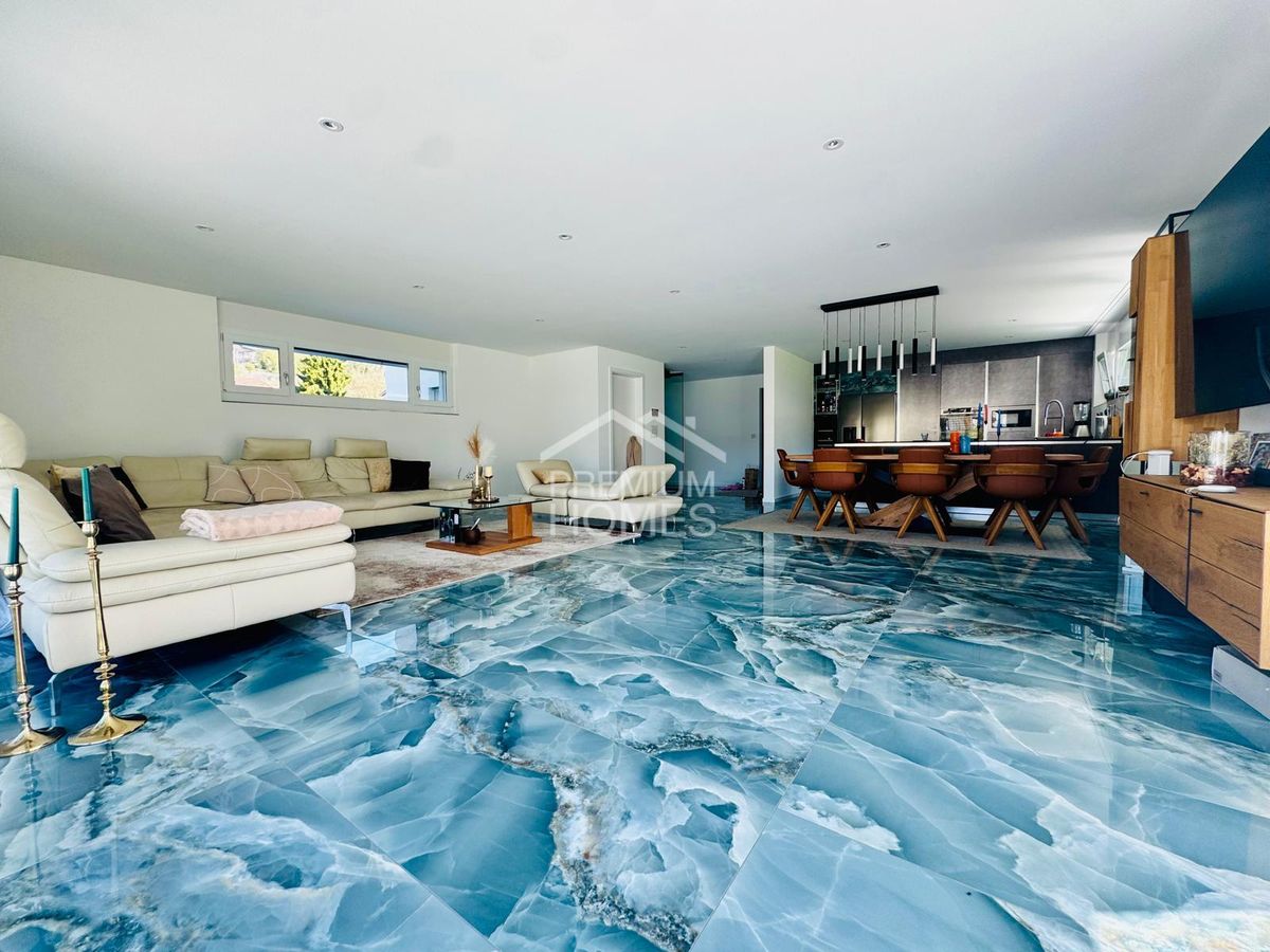 Premium Wohnen mit Pool, Galerie und Sonnenterrasse - 4