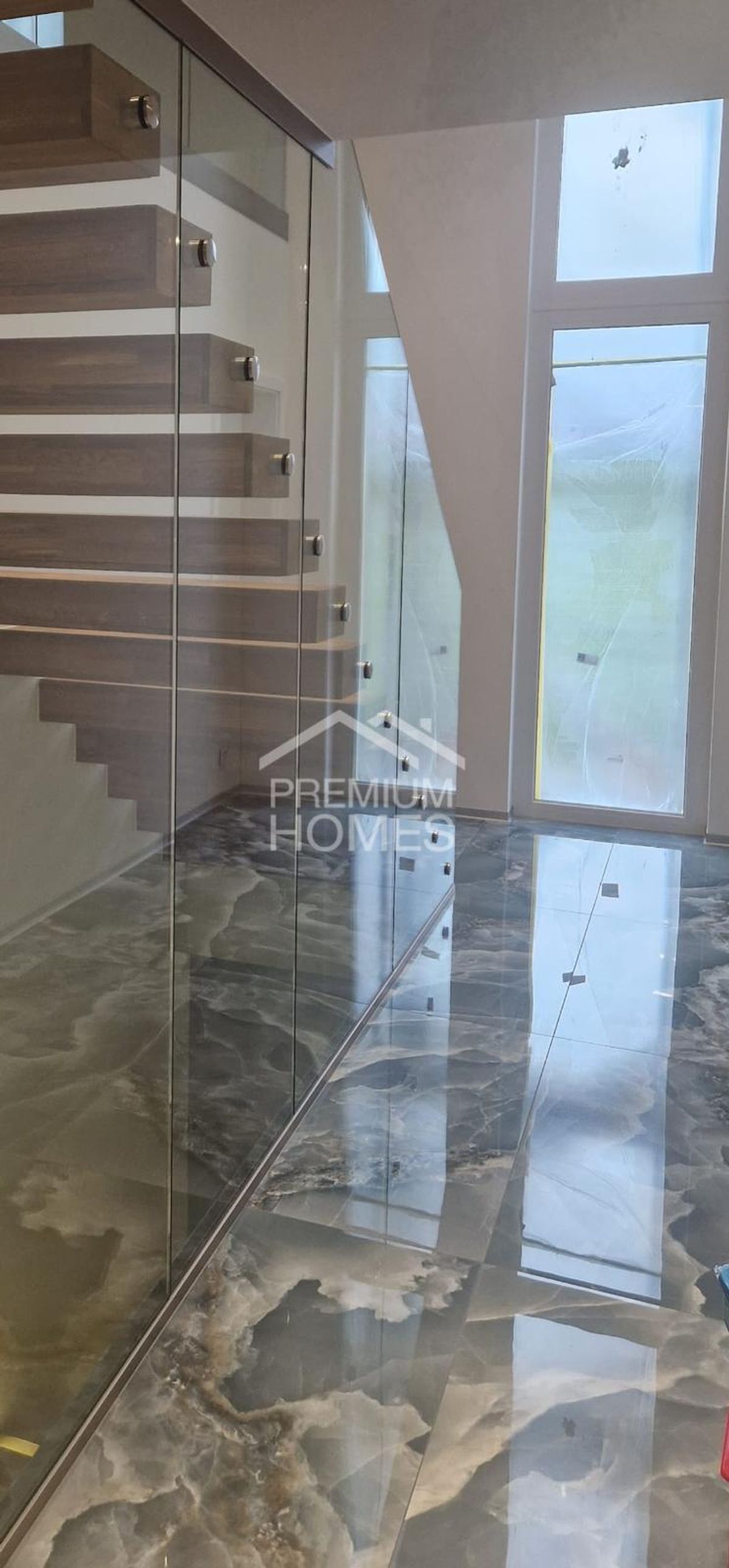 Premium Wohnen mit Pool, Galerie und Sonnenterrasse - 9