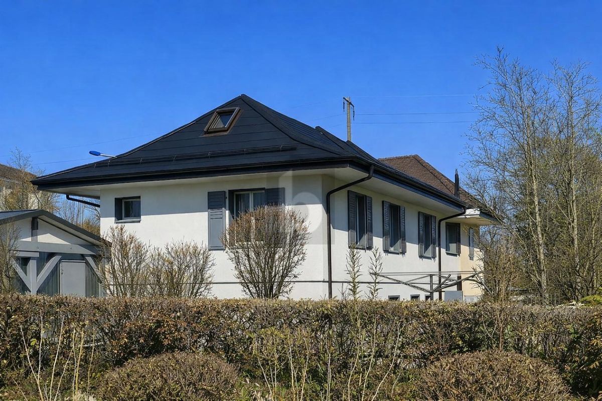 BELLE VILLA RÉNOVÉE AVEC 3 APPARTEMENTS ET JARDIN - 4