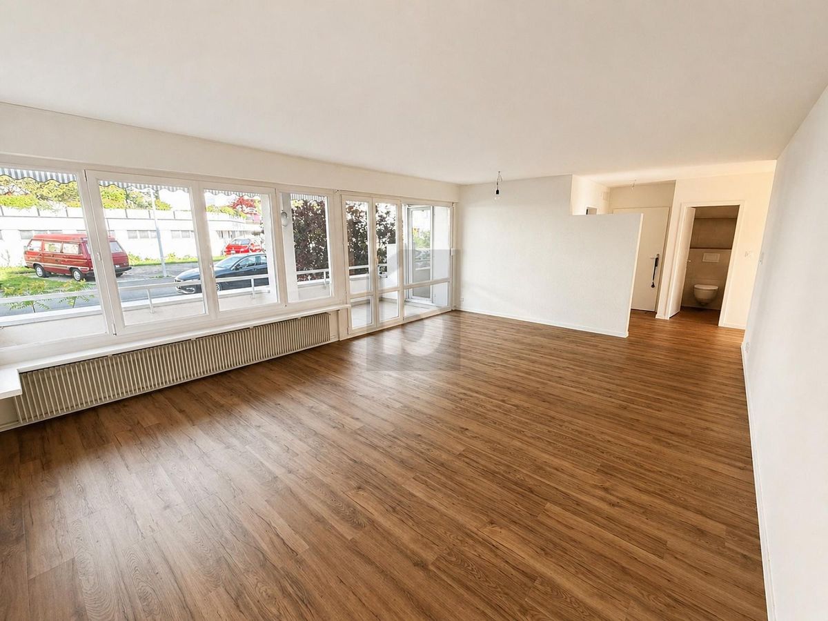 NEUER GLANZ TRIFFT AUF RUHE UND GROSSZÜGIGKEIT - 0