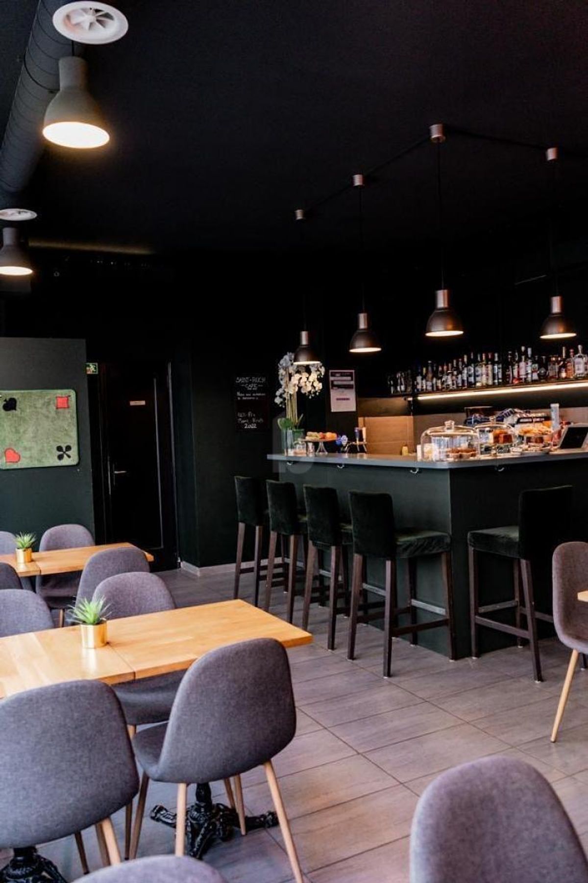 CAFE BAR DANS QUARTIER ST-ROCH ! - 0