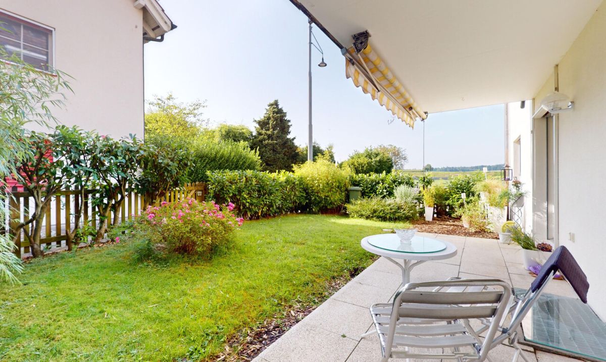 Nature-oriented 4.5-room garden apartment in Zurich-Affoltern - 1