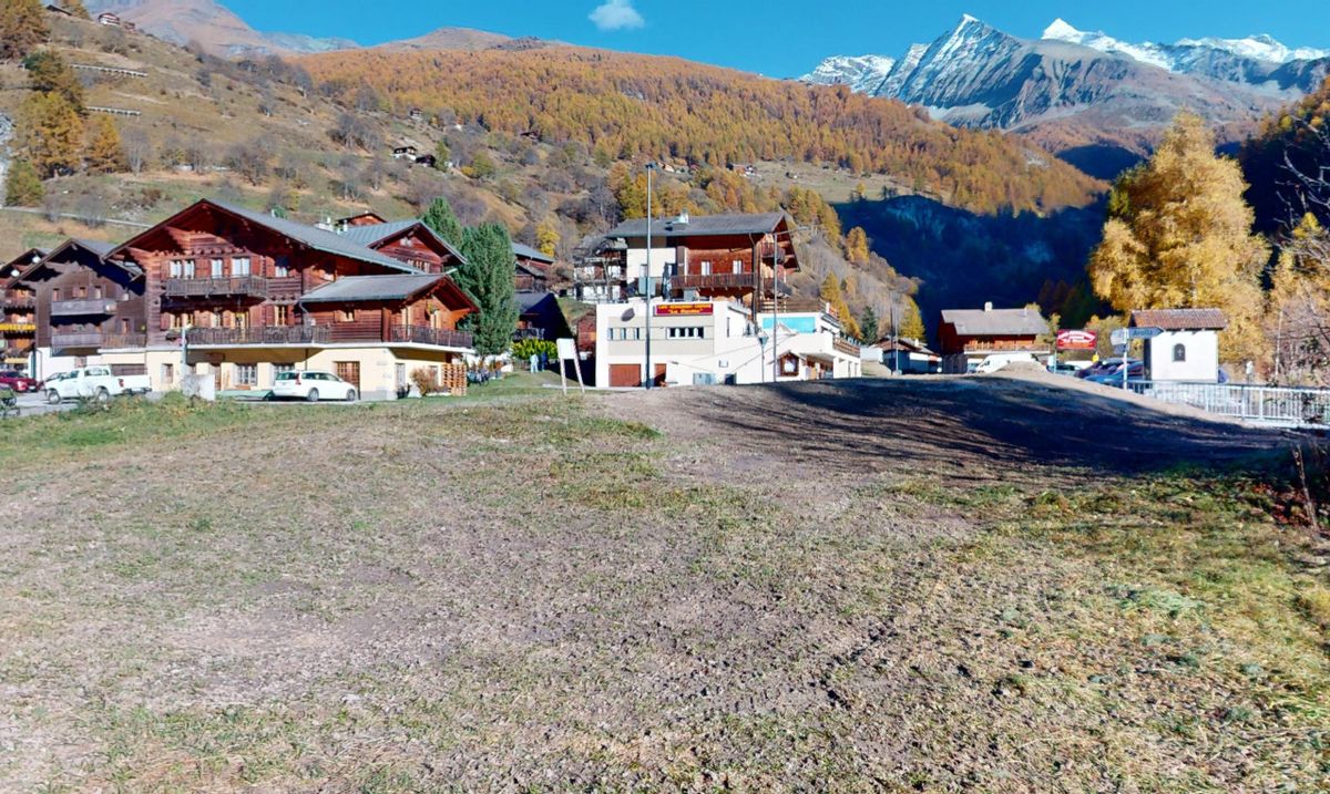 Rare and Ideally Located Land in Haudères - 8