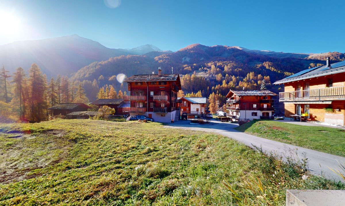 Rare and Ideally Located Land in Haudères - 9