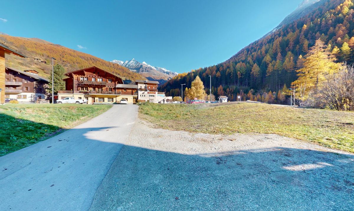 Rare and Ideally Located Land in Haudères - 11