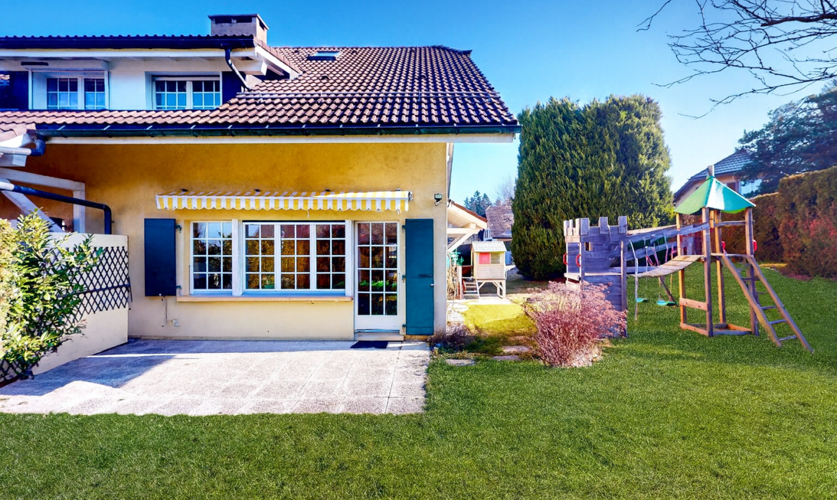 BRIGHT HAVEN OF PEACE IN EPALINGES, PRIME SETTING - 4