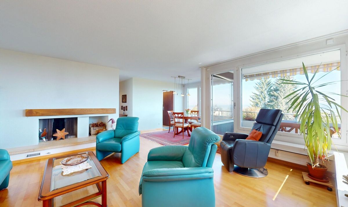 Spacious Terrace Apartment with Stunning Views in Evilard - 2