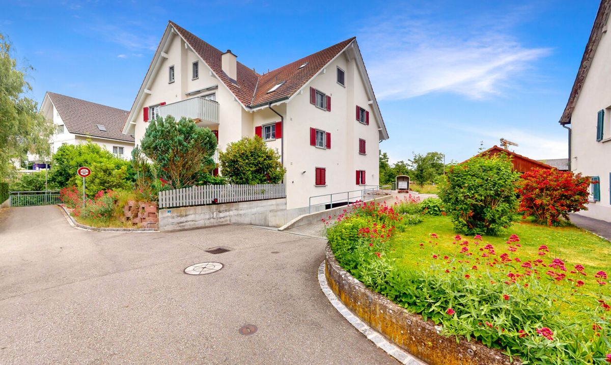 Attika-Maisonette-Wohnung in Zeiningen - 0