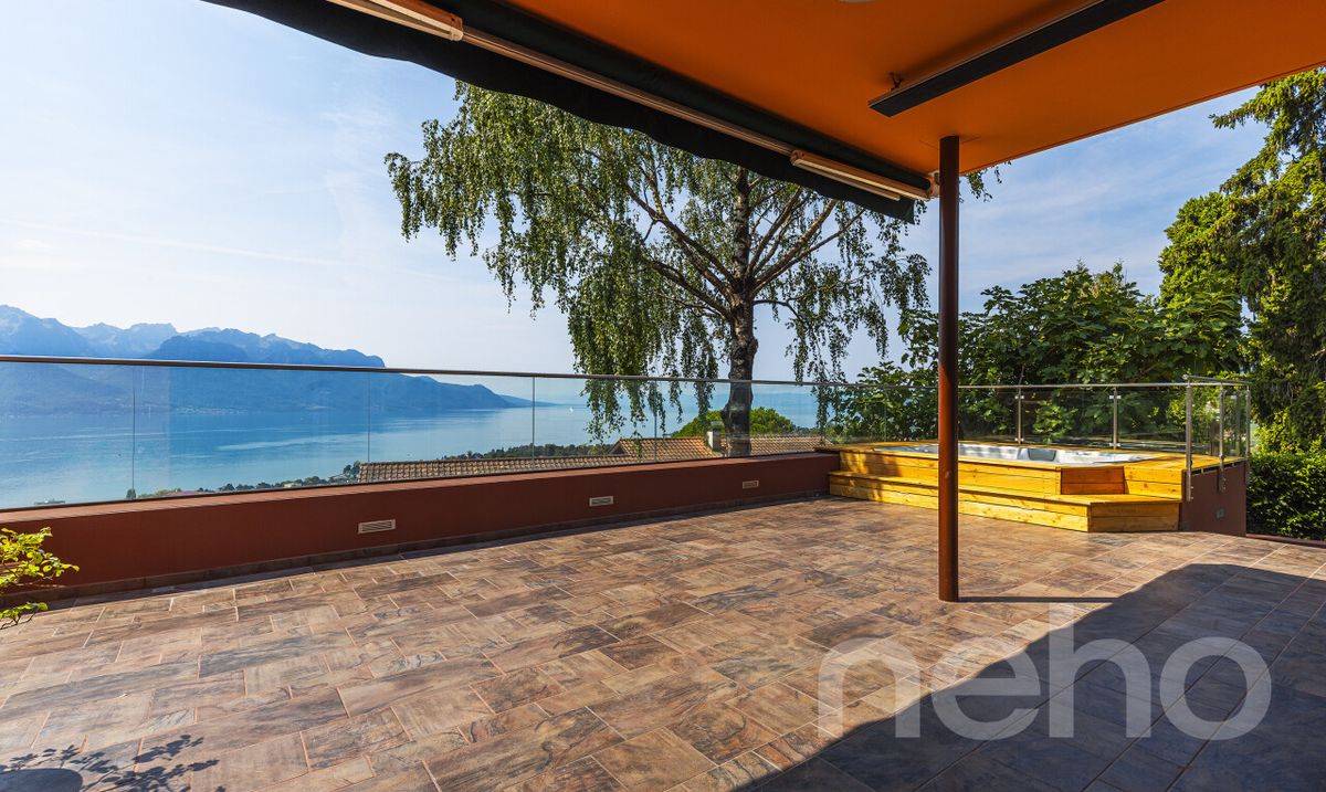 Exceptional Villa in Chernex, Montreux: Panoramic Views of Lake Geneva - 0