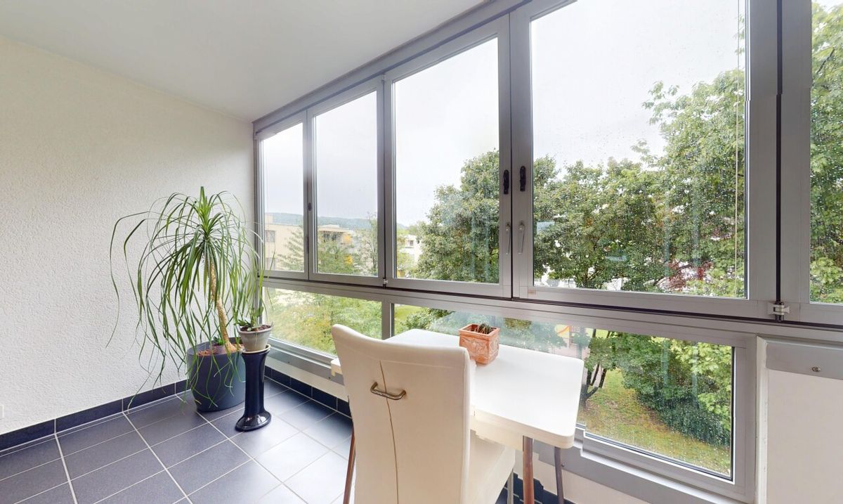 Maisonette Apartment with 2 Balconies, Garage and Green Views - 8