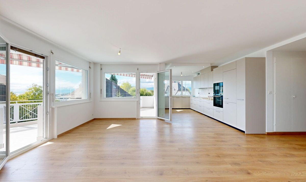 5.5-room apartment with Independent Studio. Lake and Alps - 2