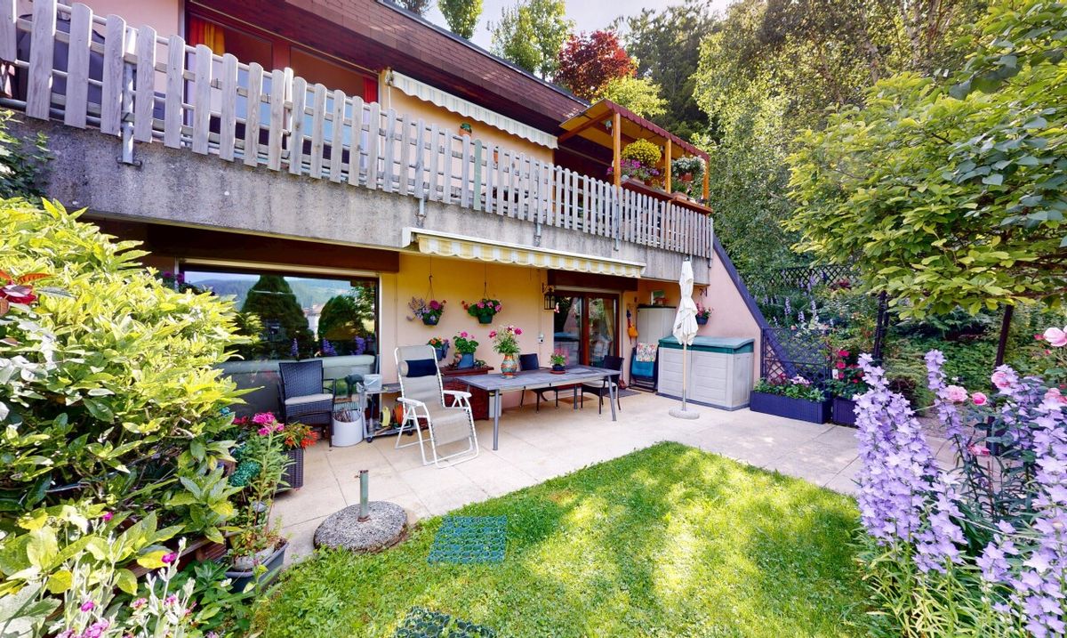 4.5-room apartment with garden, mountain view, and garage - 0