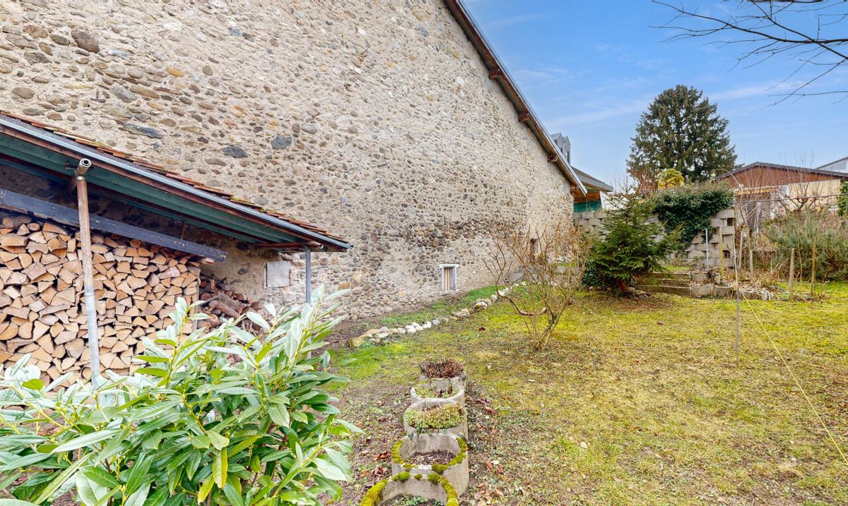 Maison mitoyenne d'angle in à Etoy - 3