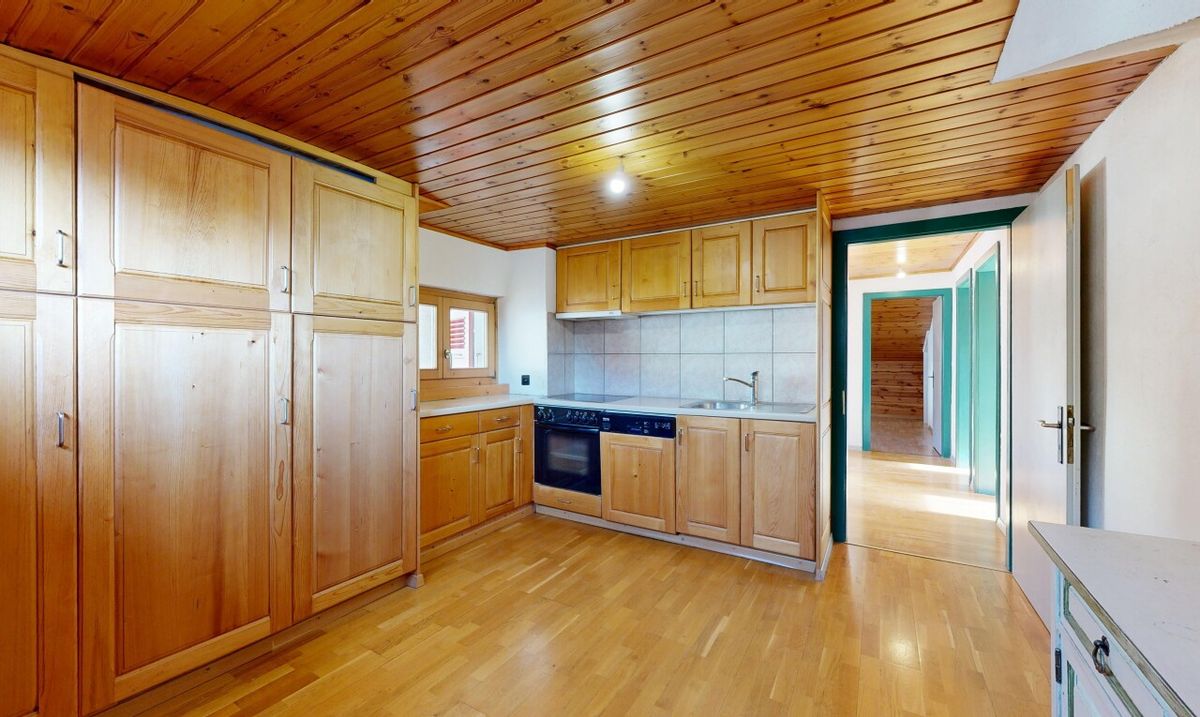 South-Facing Building – Prime Potential Crans-Montana - 7