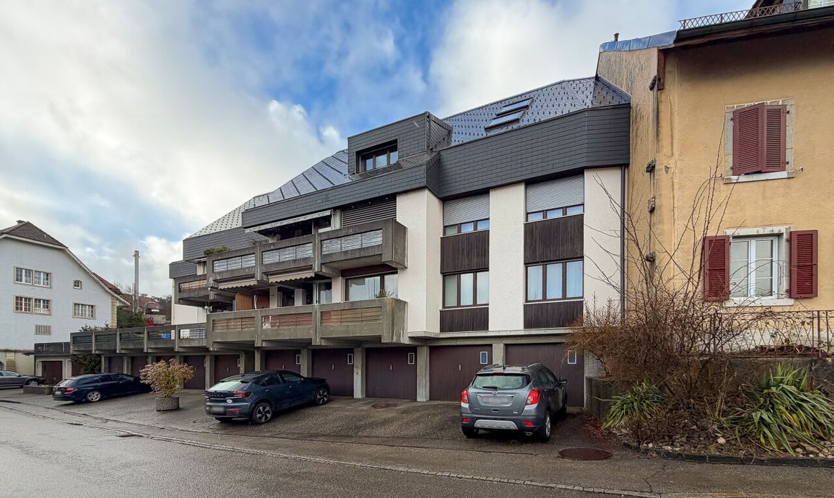Attikawohnung in Leubringen - 0