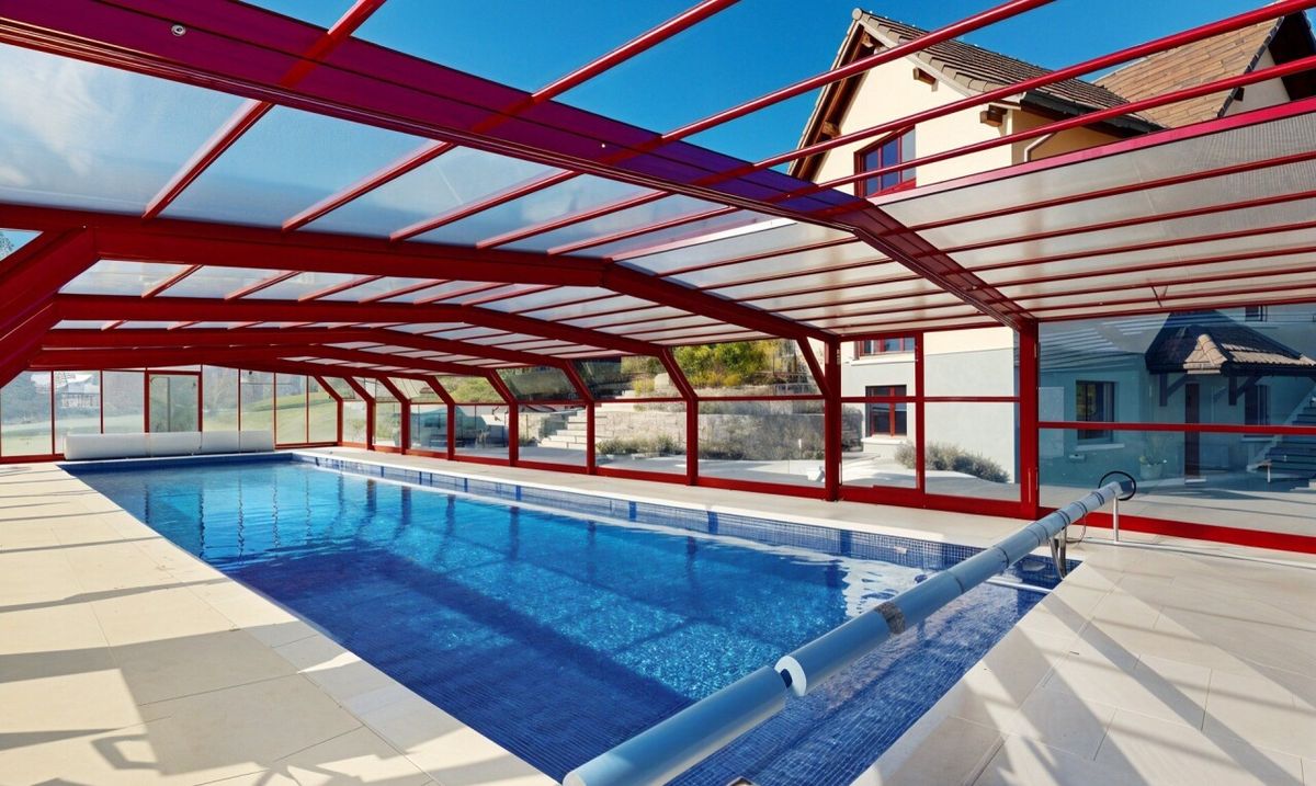 Family home with panoramic views, pool & large garden - 1