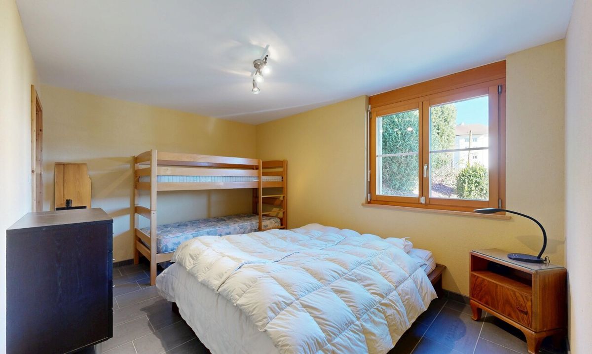 Family home with panoramic views, pool & large garden - 9