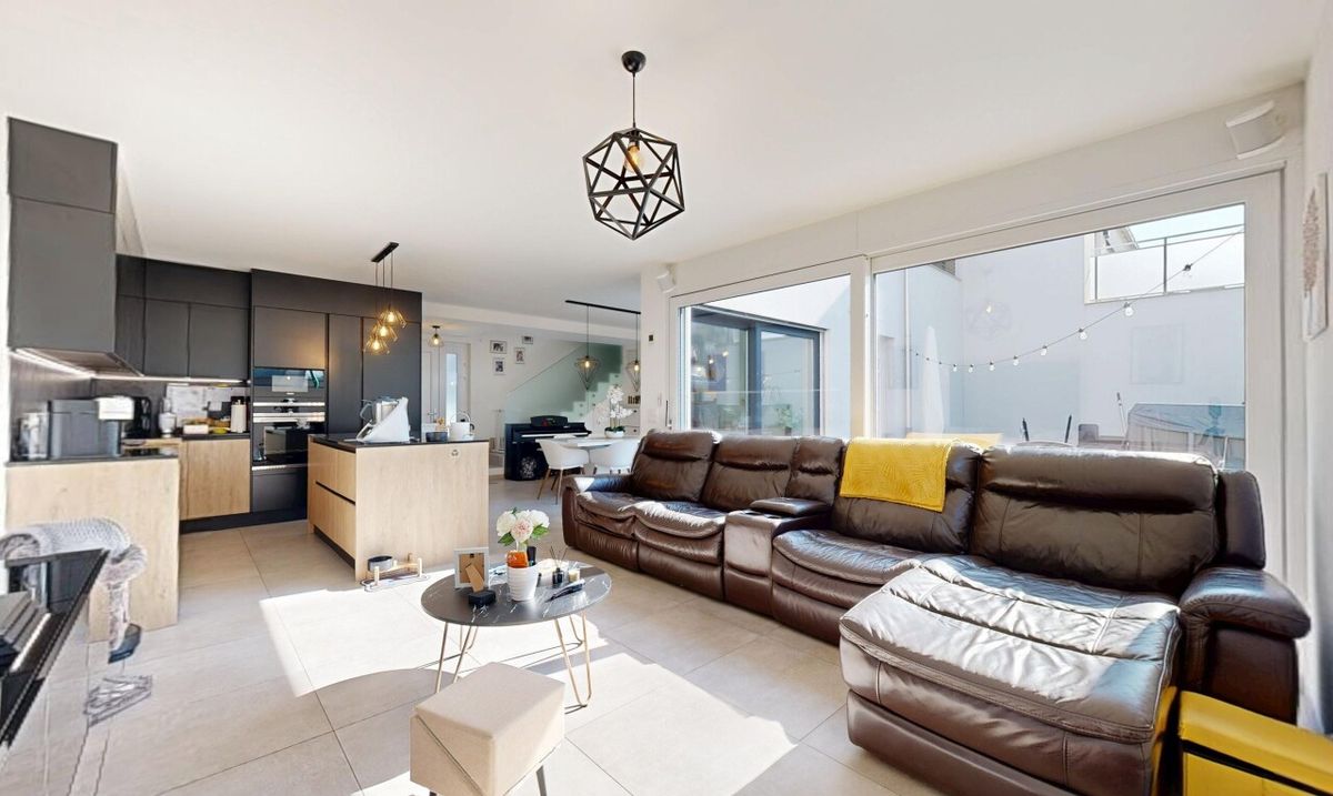 Beautiful semi-detached house (PPE) – 4.5 rooms with large terrace - 1