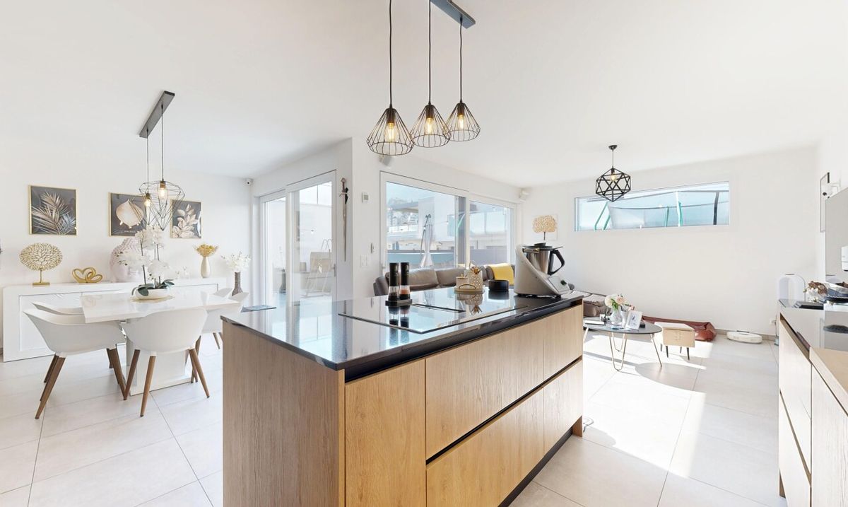 Beautiful semi-detached house (PPE) – 4.5 rooms with large terrace - 2