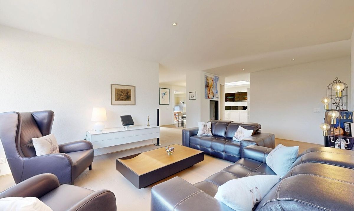 Stunning 3.5-room penthouse apartment with panoramic views in Sierre - 1