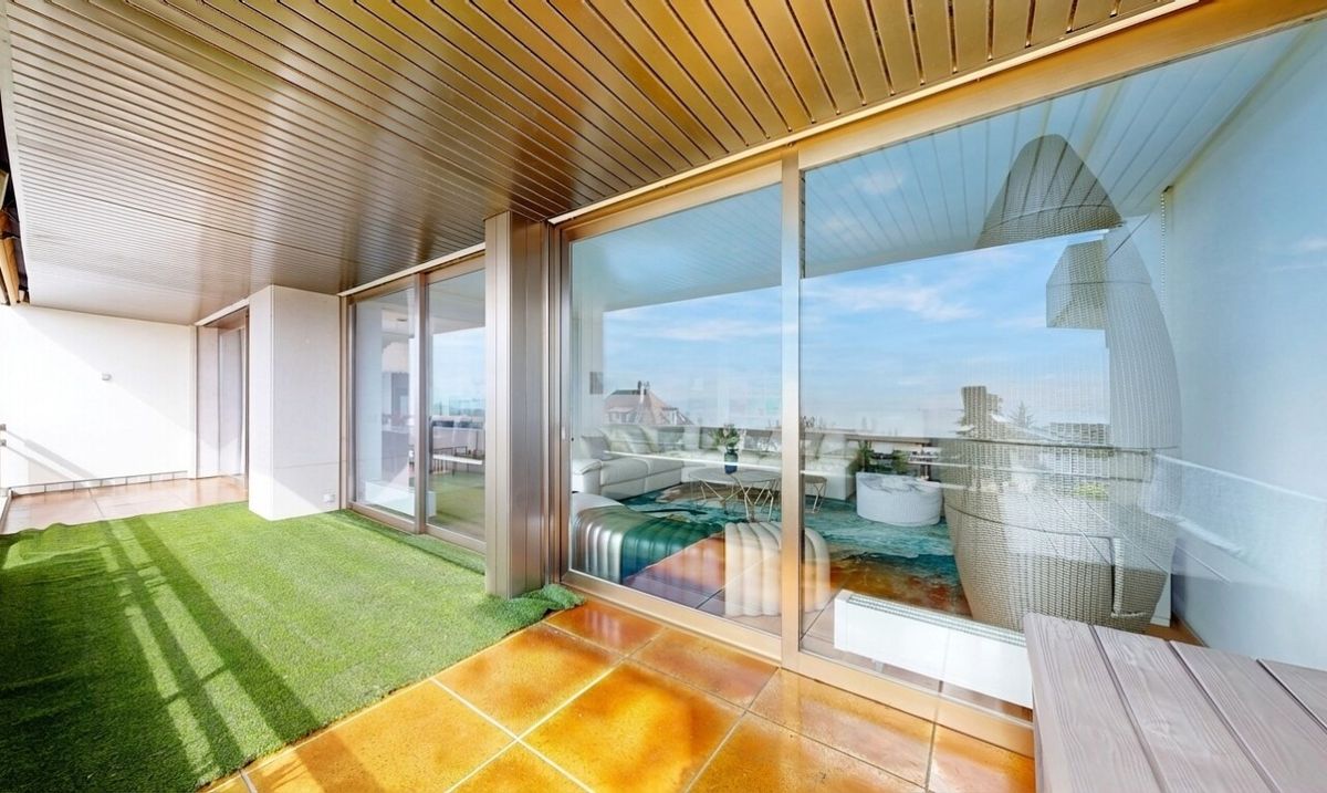 Spacious 4.5-room flat with panoramic lake views in Pully - 8