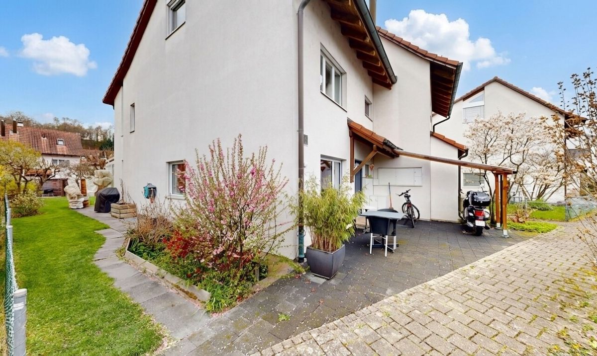 Doppelhaushälfte in Muttenz - 2