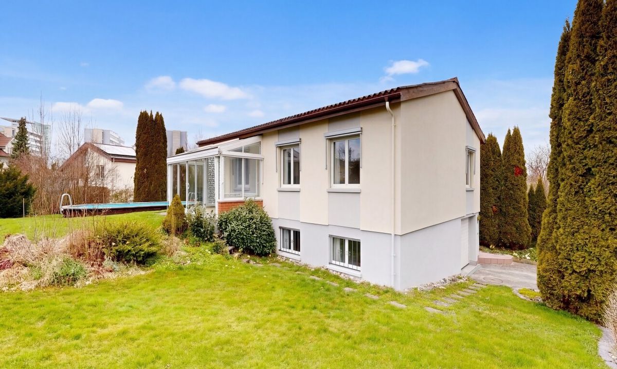 Einfamilienhaus in Niederuzwil - 1