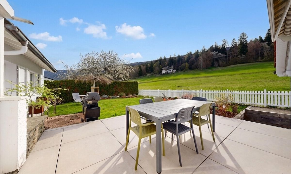 Magnificent Villa with Forest Views: Bright, Comfortable, and Peaceful - 4