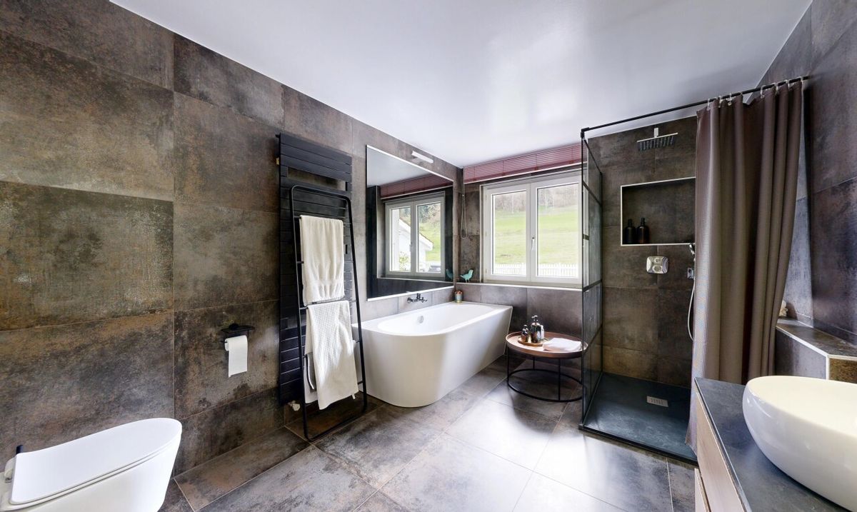 Magnificent Villa with Forest Views: Bright, Comfortable, and Peaceful - 8