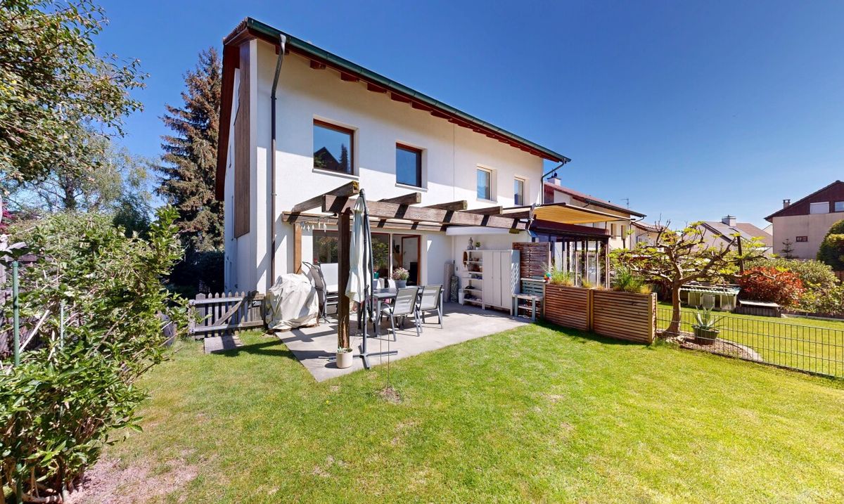 Doppelhaushälfte in Allschwil - 0