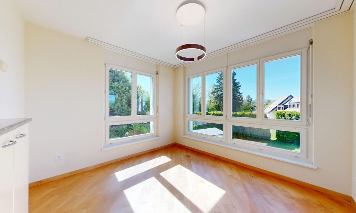 Plenty of Space & Potential in a Prime Location - 6