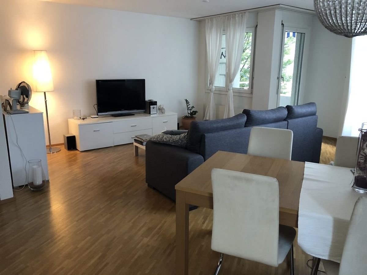 Zentrale 2.5 Zimmer-Wohnung sucht single! - 2