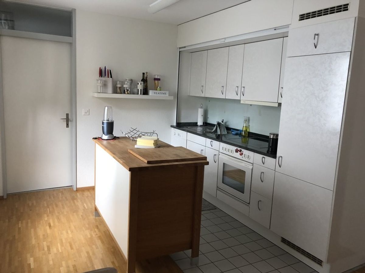 Zentrale 2.5 Zimmer-Wohnung sucht single! - 3