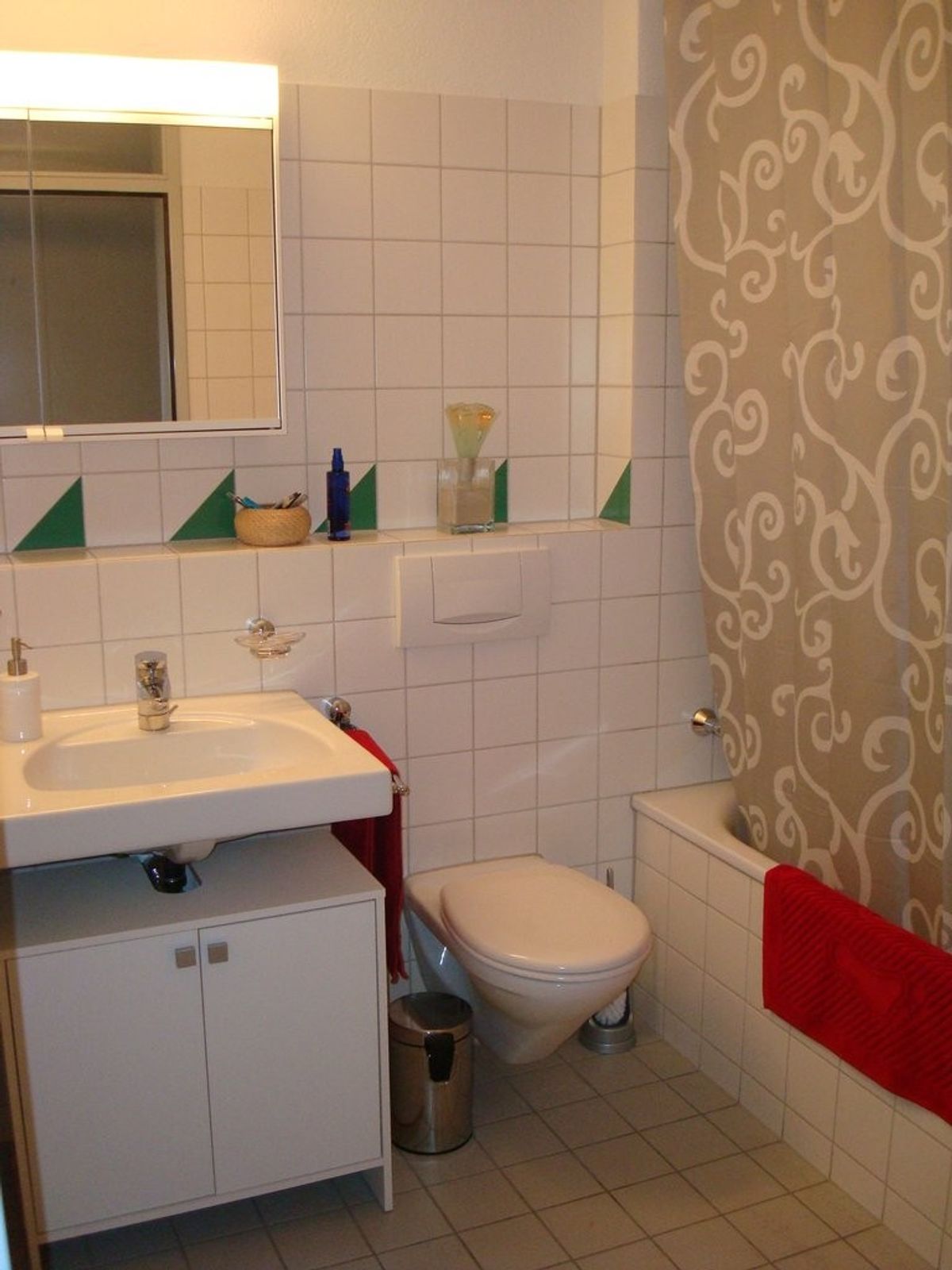 Zentrale 2.5 Zimmer-Wohnung sucht single! - 4