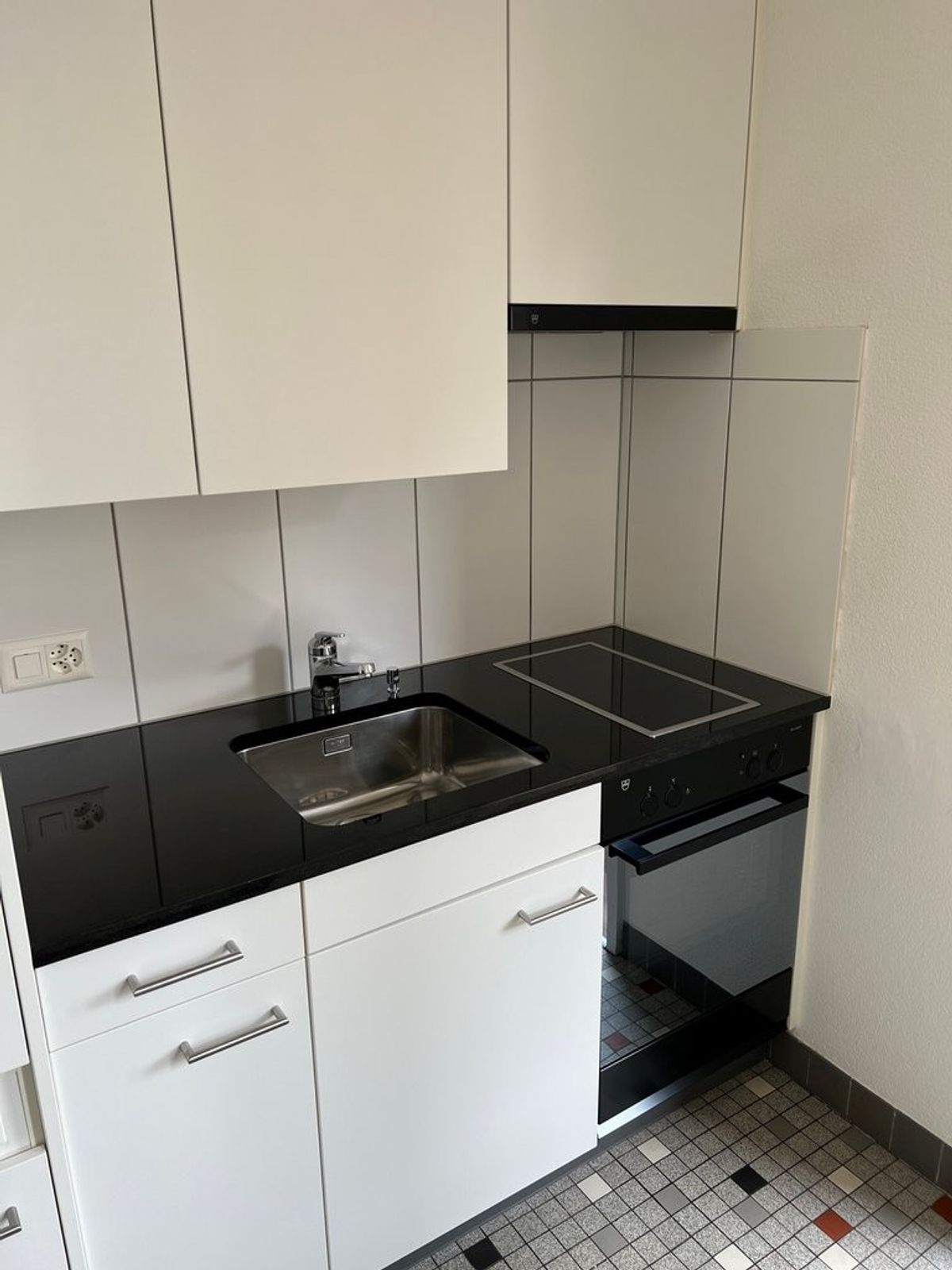 Ein glücklicher Wohnungsstart - 2