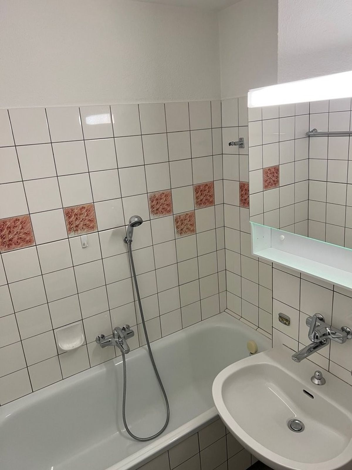 Ein glücklicher Wohnungsstart - 4