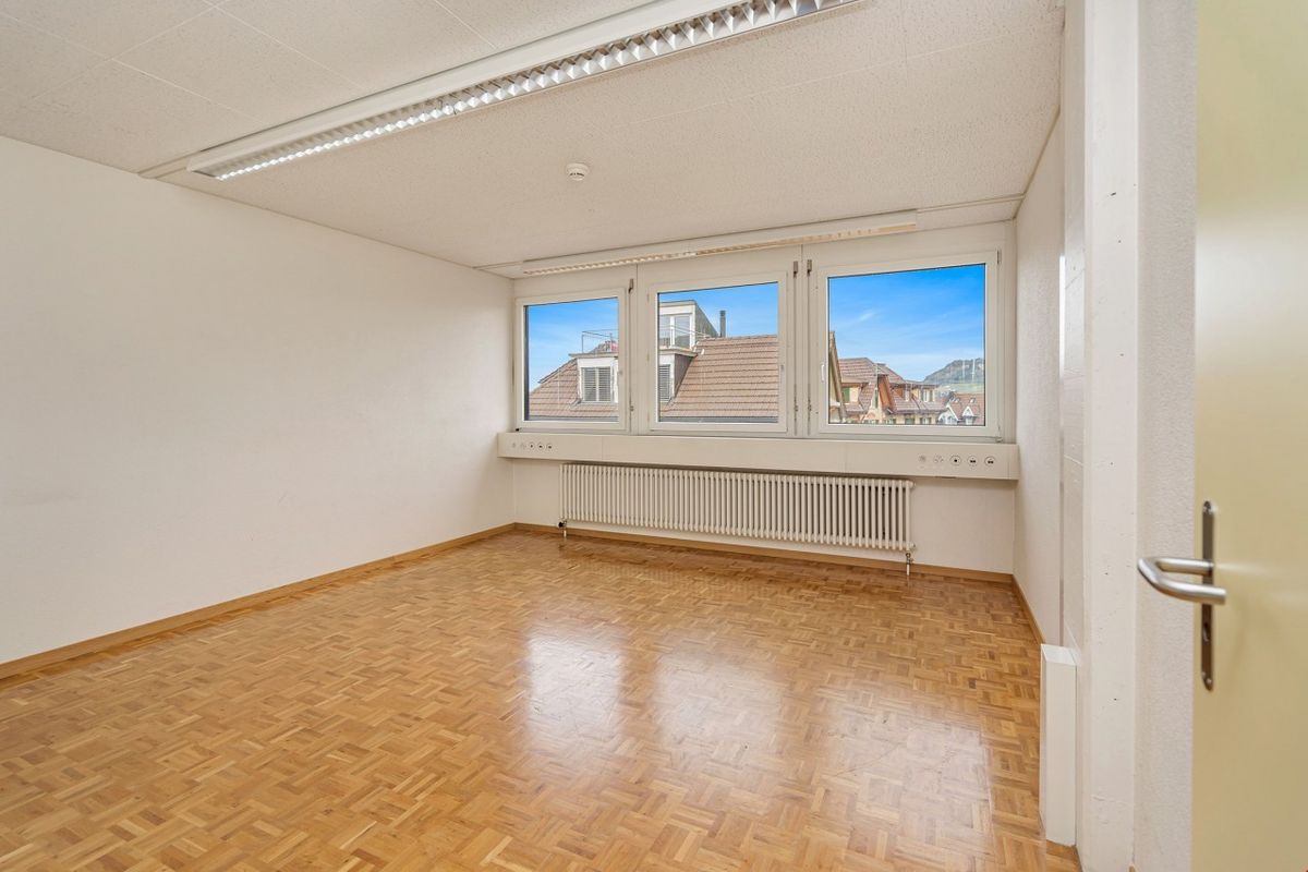 Vielseitiger Geschäfts-Standort für Ihr Business in Bern - 2