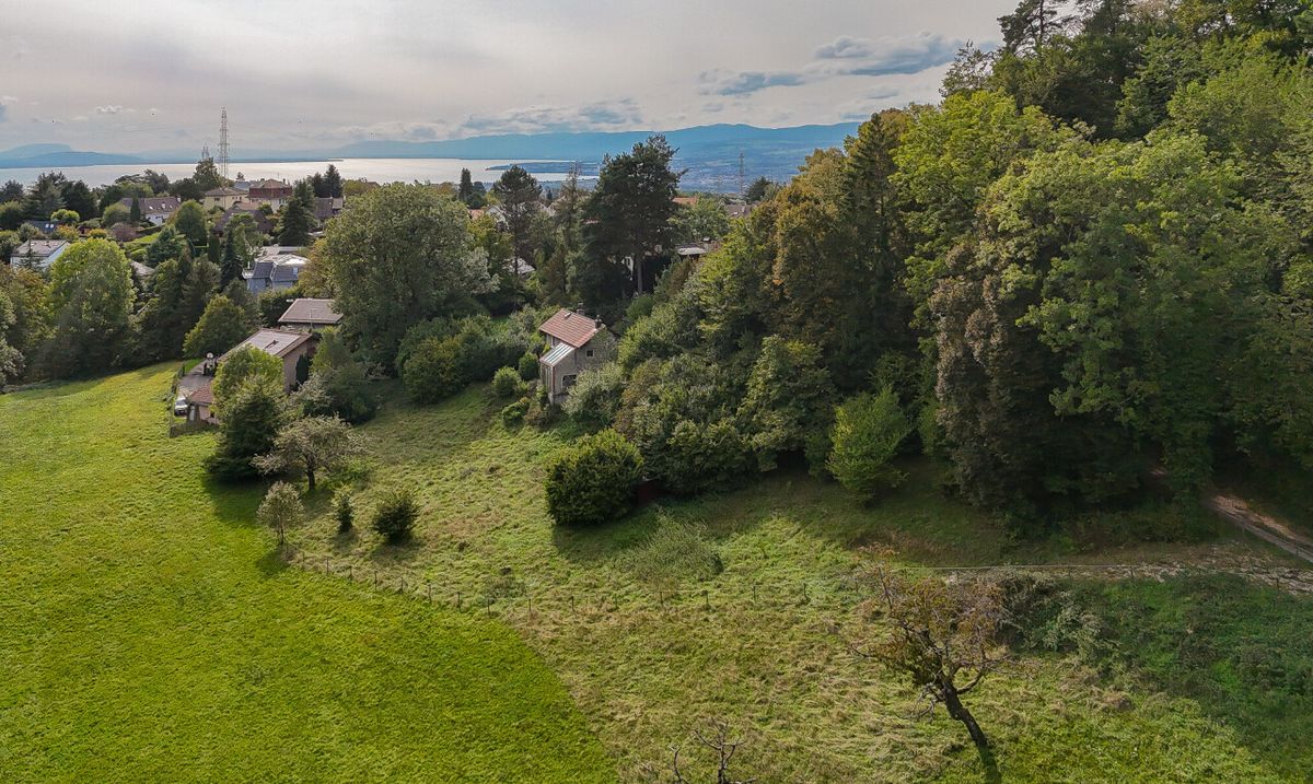 BUILDING PLOT WITH PROJECT FOR 2 UNITS + ADJOINING GREEN ZONE - 0