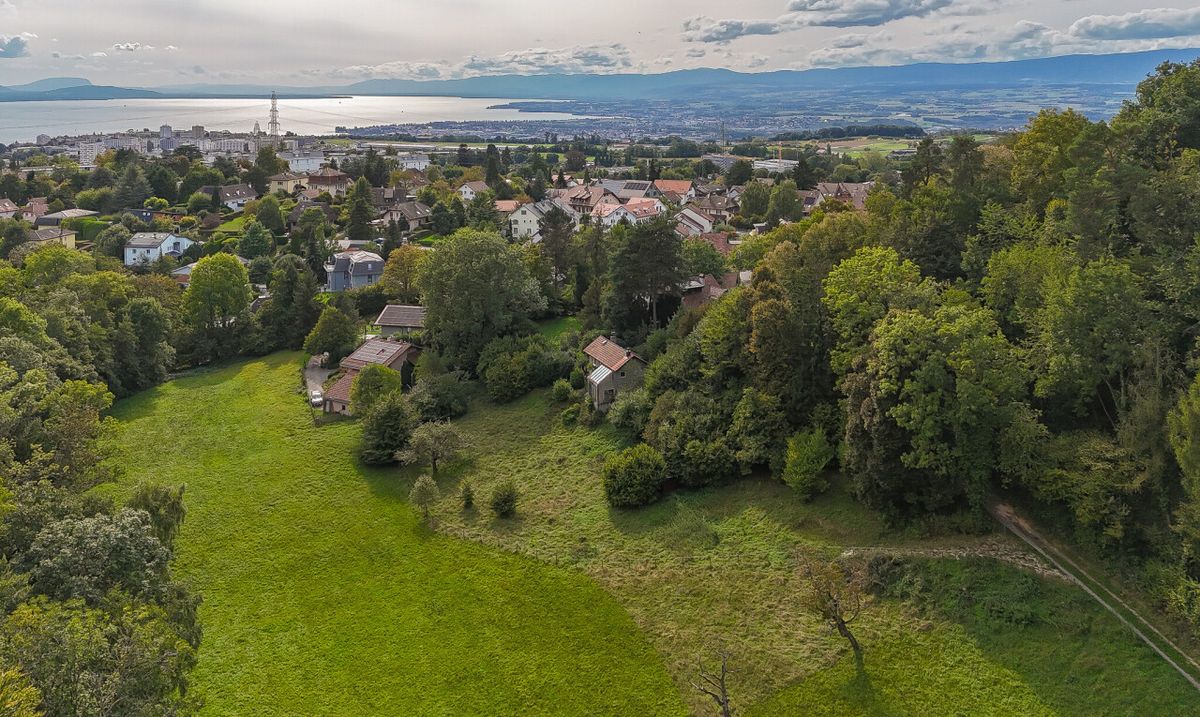 BUILDING PLOT WITH PROJECT FOR 2 UNITS + ADJOINING GREEN ZONE - 4