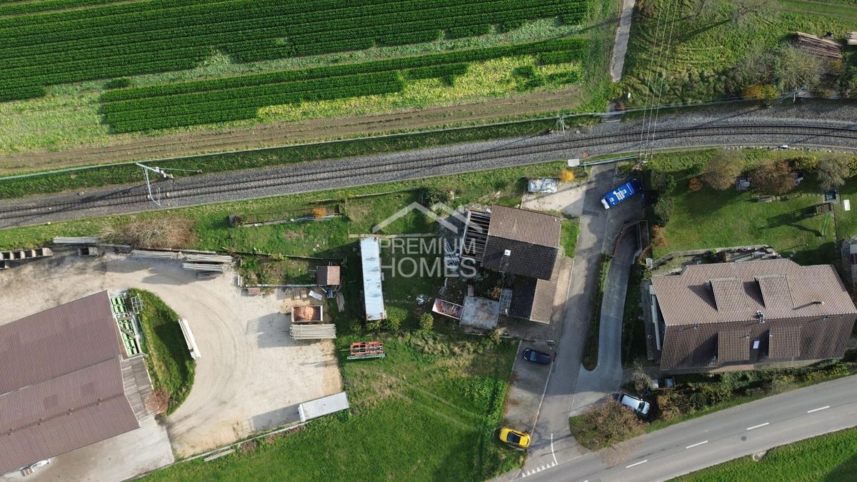 Sanierungsprojekt mit Potenzial in Brüttelen Seeland - 1