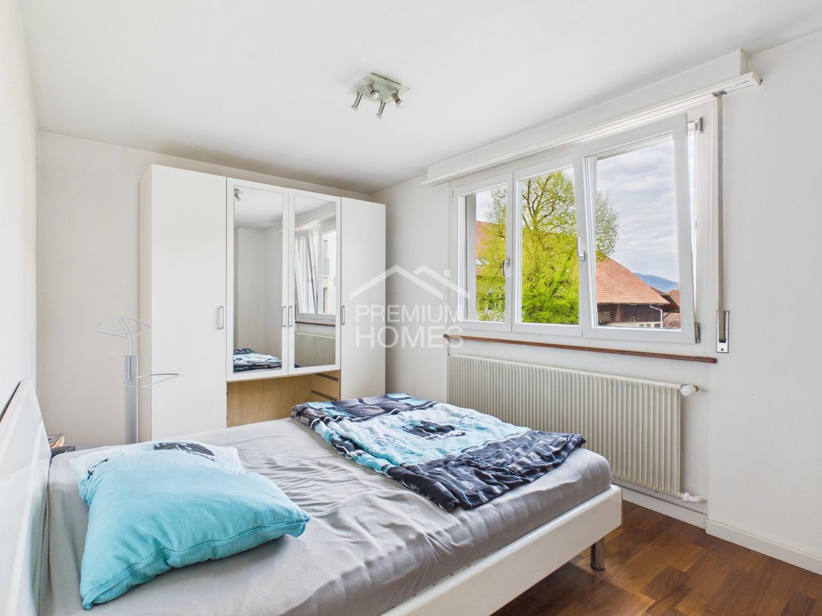 Attraktives Mehrfamilienhaus mit Gewerbeeinheit an bester Lage - 8