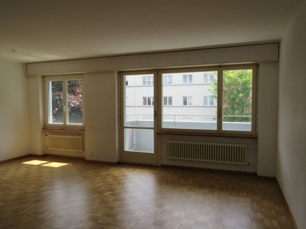 3.5-Zimmerwohnung mit Balkon und Parkplatzoption - 1